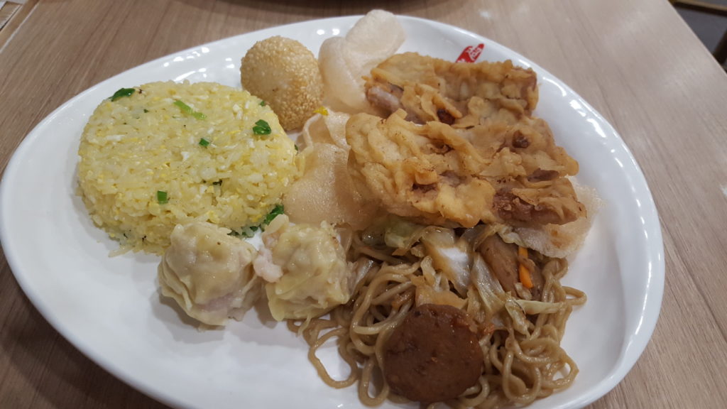 Chinese Style Pork Chop Lauriat with Drink