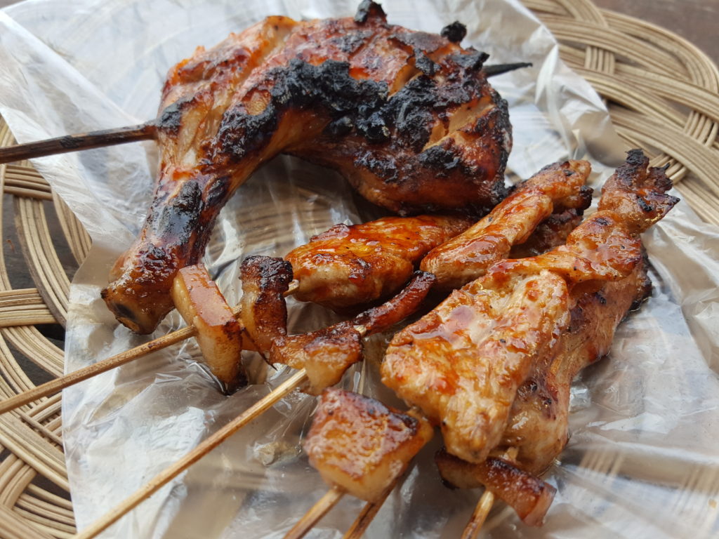 VENUS TAKE OUT フィリピンBBQ ポークバーベキュー チキンバーベキュー 02